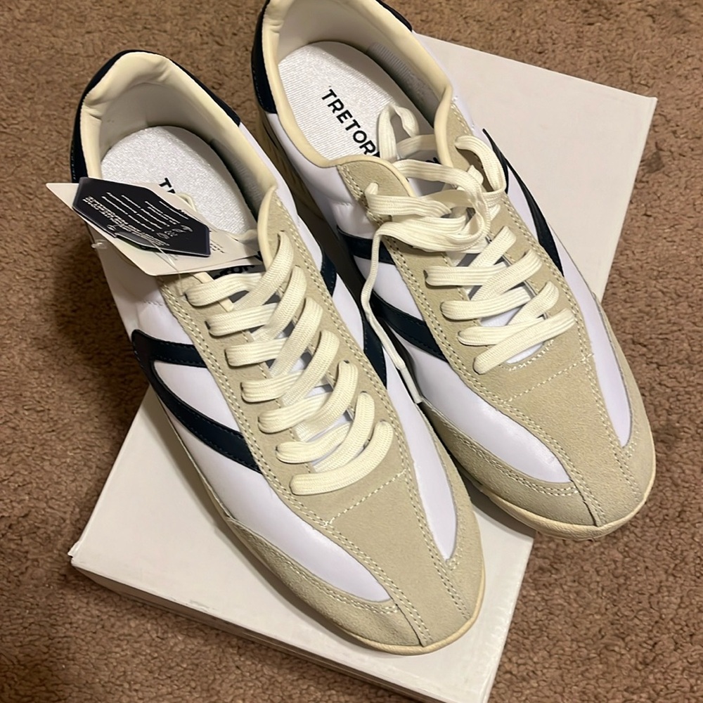 NWT Tretorn Navy/White Rawlins 2 9M